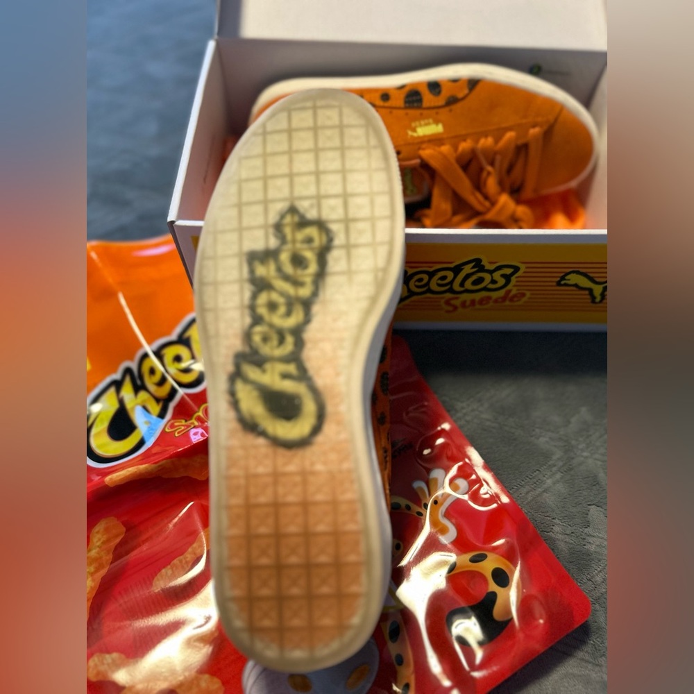 Puma Special Edition Suede Cheetos ‘Chester’ Jr. Shoes - Picture 3 of 6